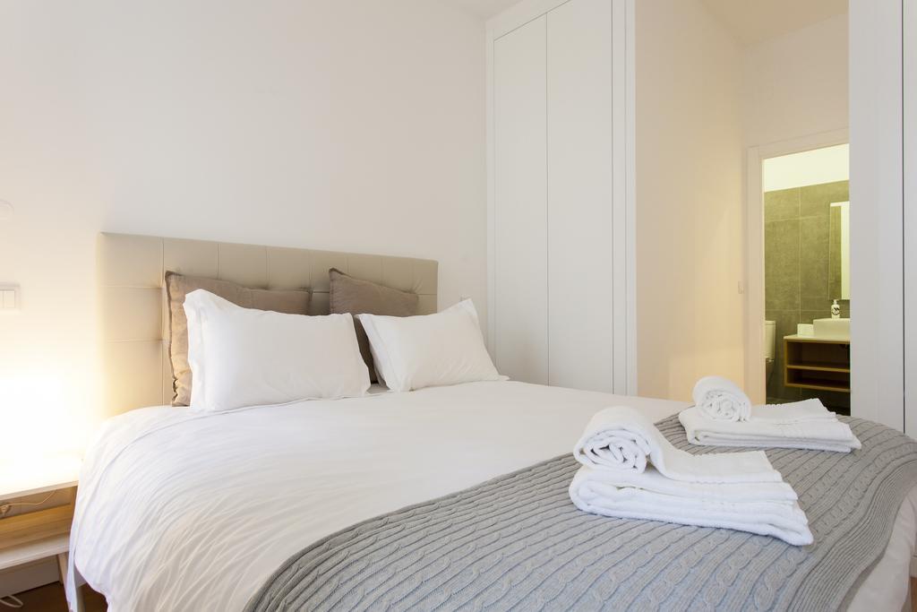 Apartment Altido Cosy 2br Apt With Terrace In Penha De Franca, 5mins From The Viewpoint Of Monte Agudo *