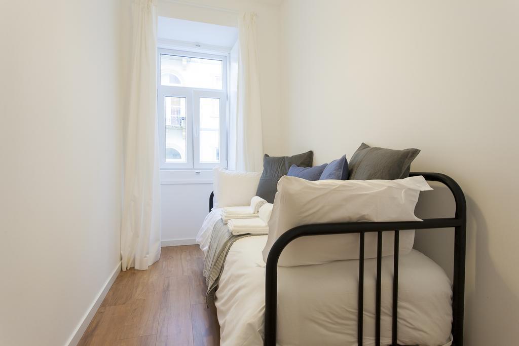 Appartement Altido Cosy 2br Apt With Terrace In Penha De Franca, 5mins From The Viewpoint Of Monte Agudo *